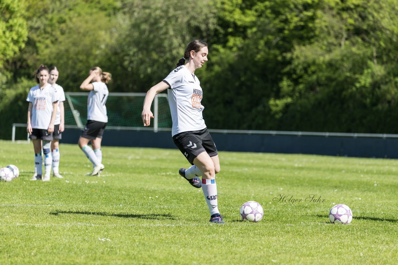 Bild 158 - wBJ SV Henstedt Ulzburg - FSG Oldendorf Itzehoe : Ergebnis: 6:3